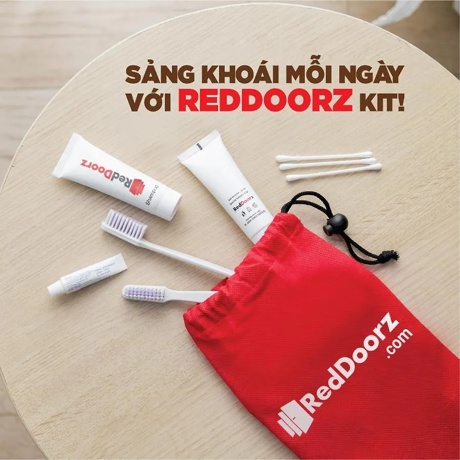 Reddoorz Near Nguyen Hue Walking Street 2 - Dorms Available Ho Chi Minh City