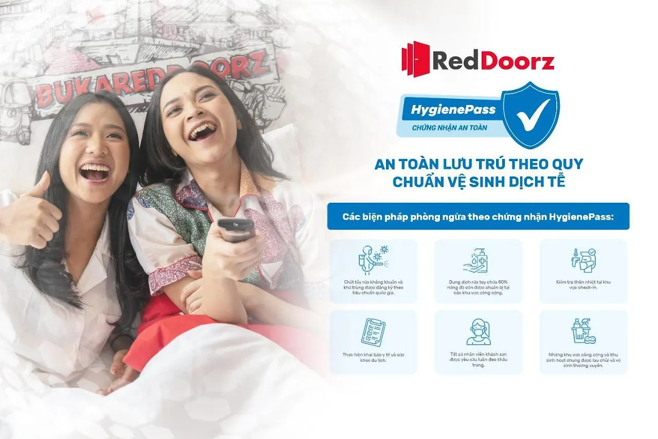 *** Hotel Reddoorz Near Nguyen Hue Walking Street 2 - Dorms Available Vietnam